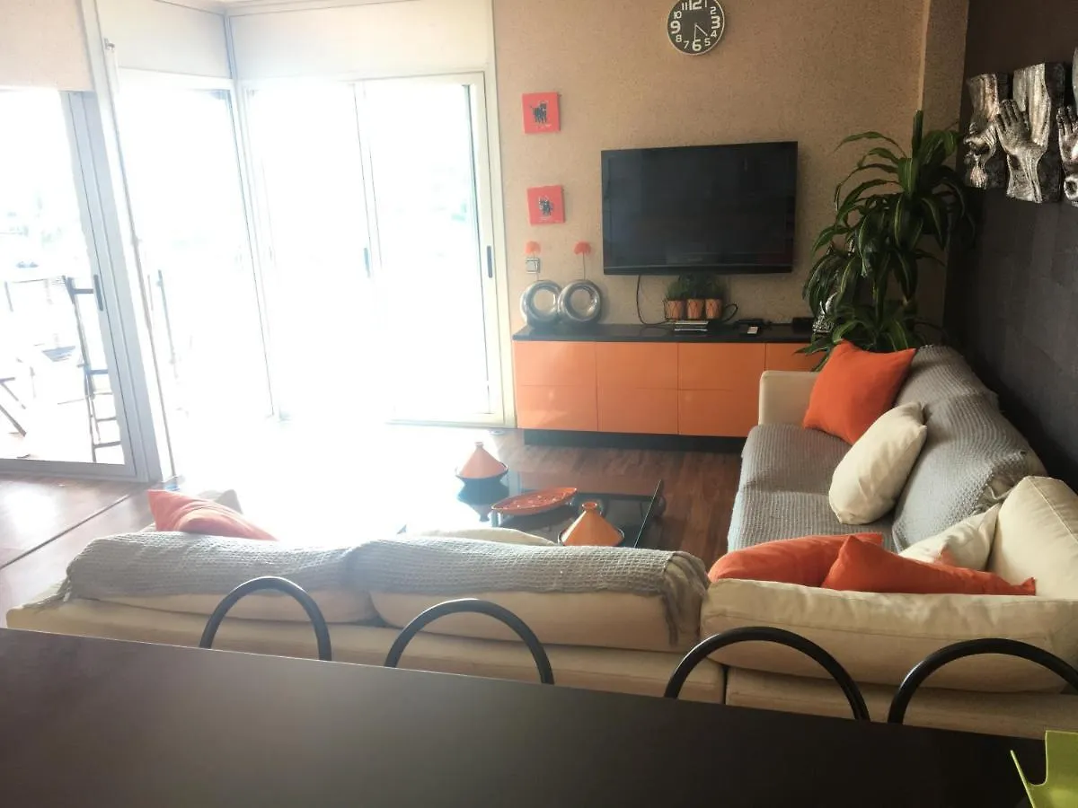 Vue Panoramique sur la Mediterrannée, appartement sur canal&proche plage Rosas