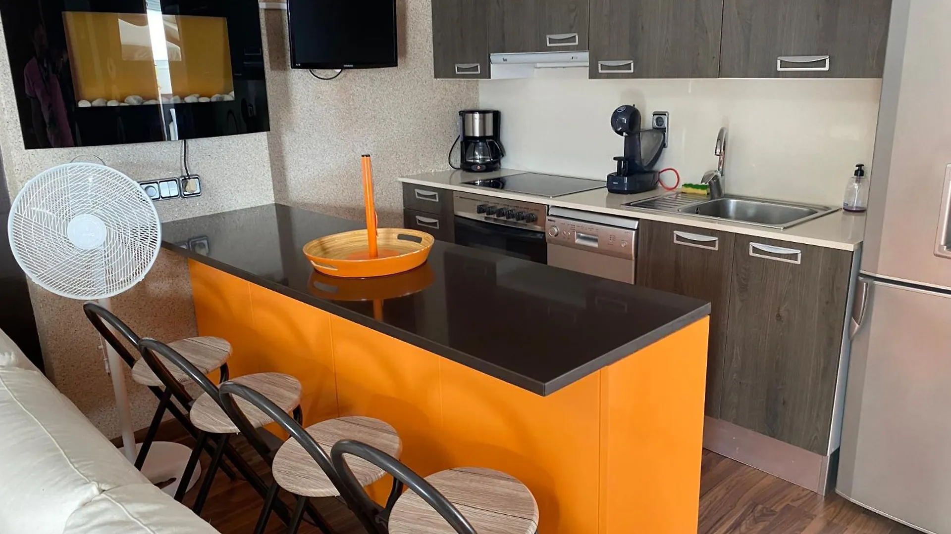 Vue Panoramique Sur La Mediterrannee, Appartement Sur Canal & Proche Plage Ρόζες