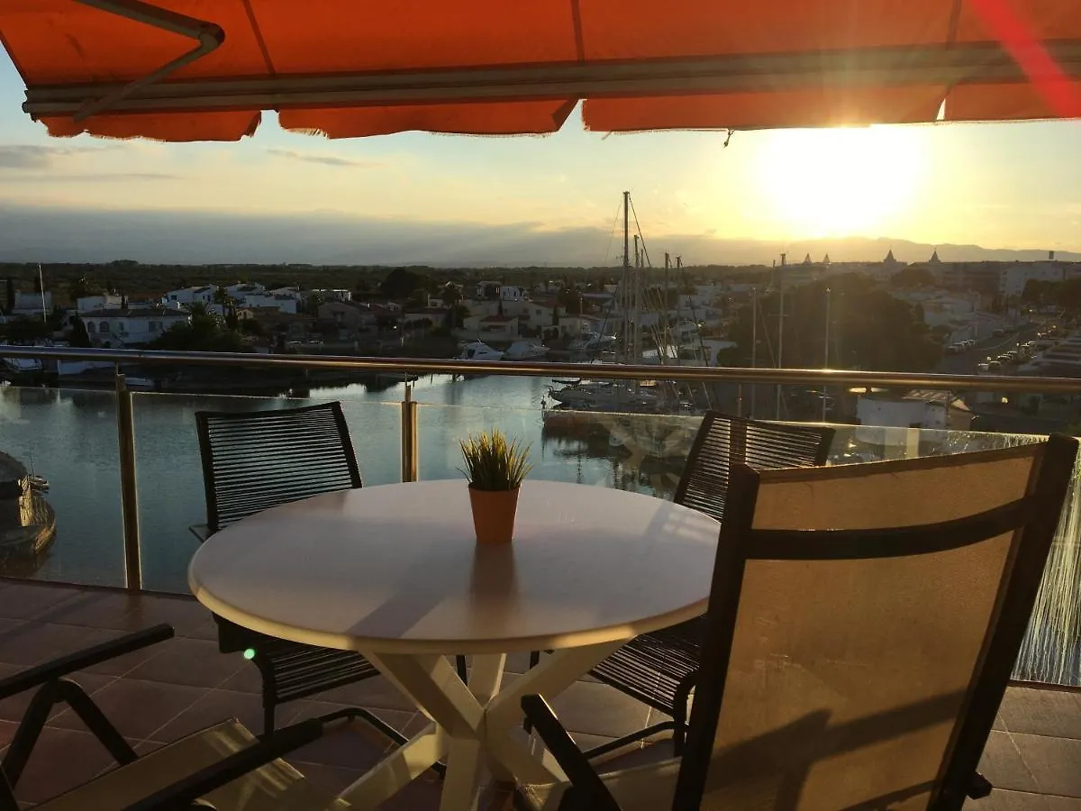 Vue Panoramique Sur La Mediterrannee, Appartement Sur Canal & Proche Plage Roses 0*,  Spain
